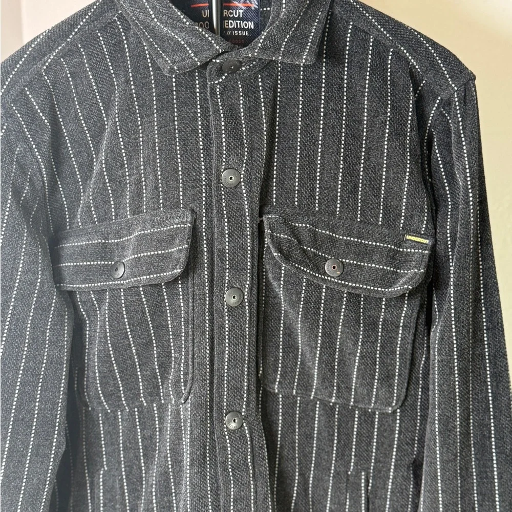 Undercut Authentic Casuals Rookie Edition Pinstripe Button Up Shirt Size L
